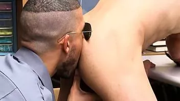 Play Security guard licks ass and then in return gets a nice bj from skinny geek (mike maverick and lorenzo alfredo)