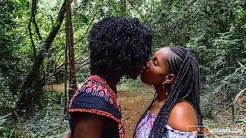 Reproduzir Passeio público no parque, jogo particular de brinquedo lésbico africano