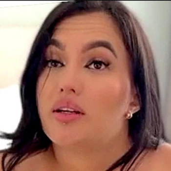 قناة Sofia Ruiz