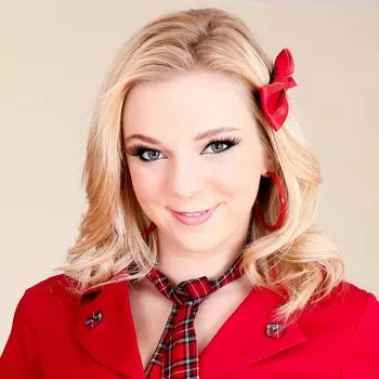 قناة Tiffany Watson