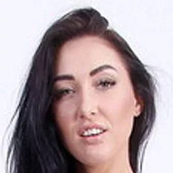 Star du porno Nika Charming