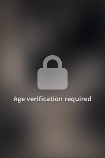 Actrita Shalina Devine